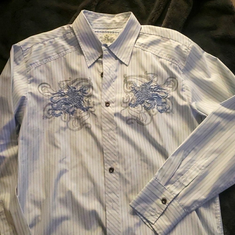 Embroidered dress shirt